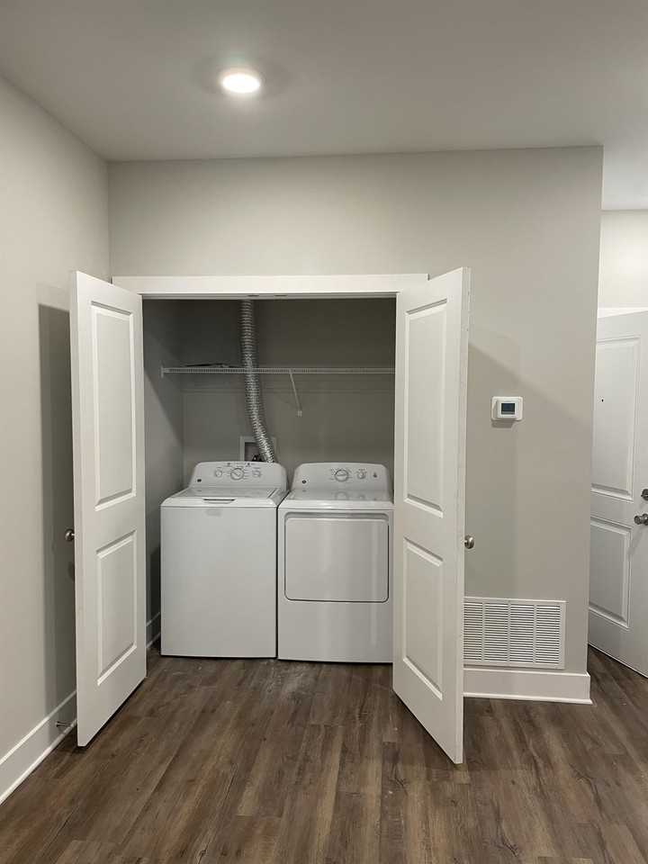 410 English Commons Drive - 408BLDG B #408 - Photo 6 of 17