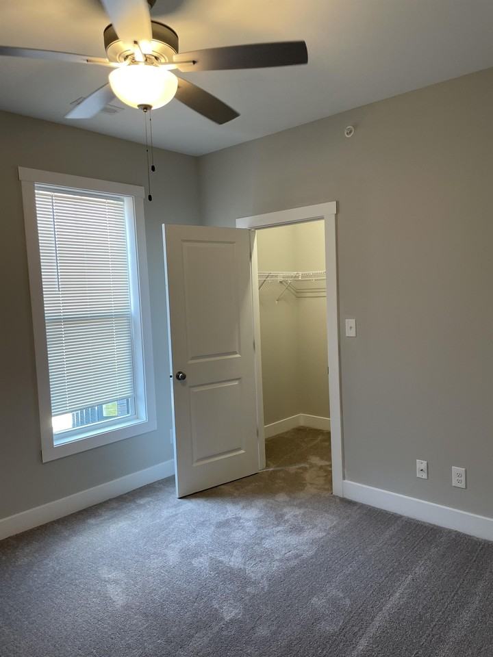 410 English Commons Drive - 408BLDG B #408 - Photo 7 of 17