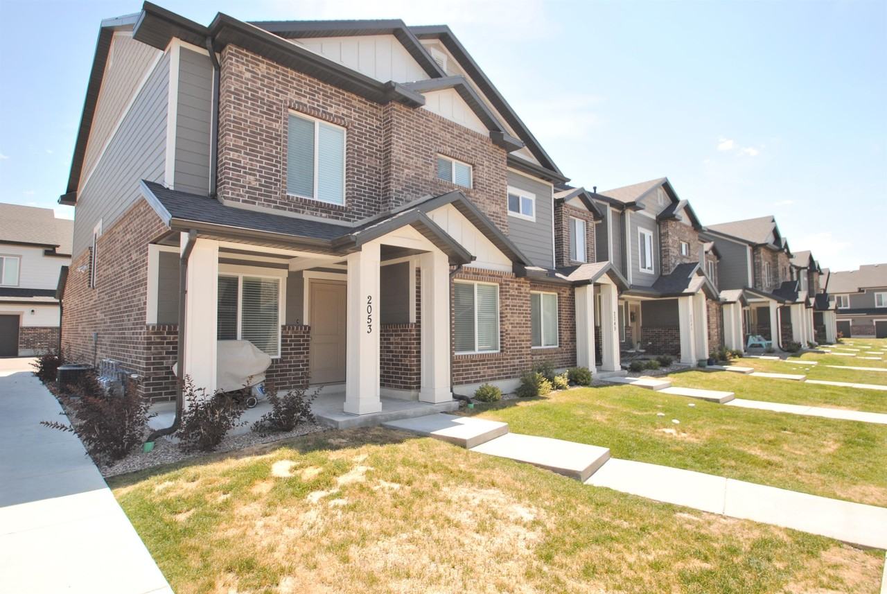 2053 N 380 E #1 - Photo 2 of 19