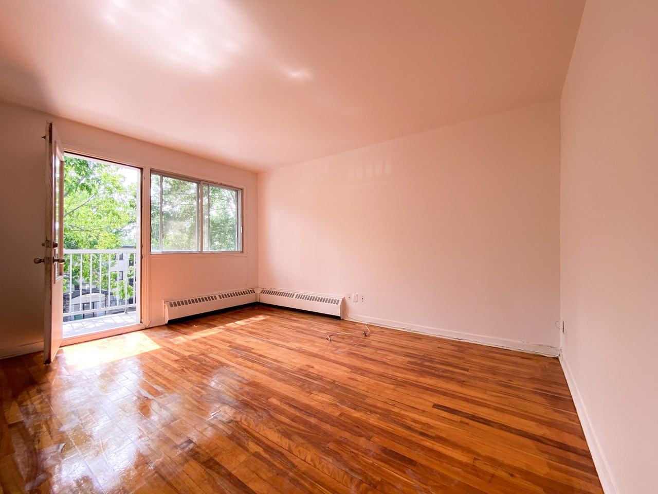 11721 Boulevard Lacordaire #6 - Photo 2 of 8