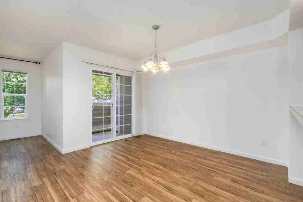2075 Tonopas Ct ##103 - Photo 3 of 14