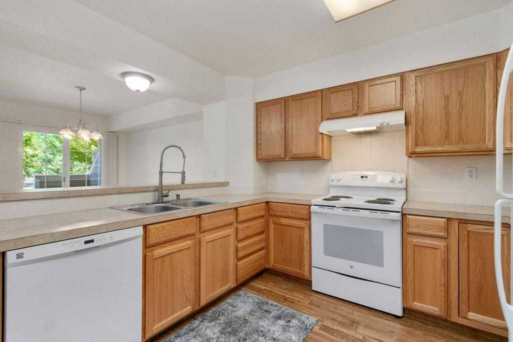 2075 Tonopas Ct ##103 - Photo 6 of 14