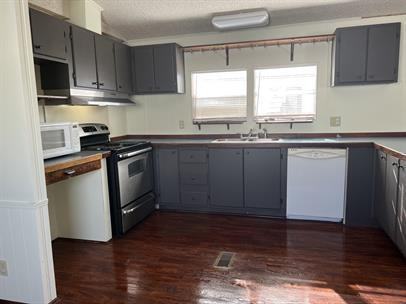 1118 Melvin Dupuis Rd - Photo 3 of 11