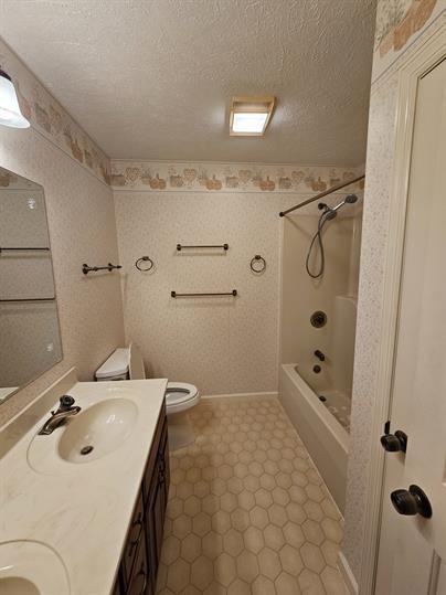 1600 Colonial Ridge Rd - Photo 3 of 11