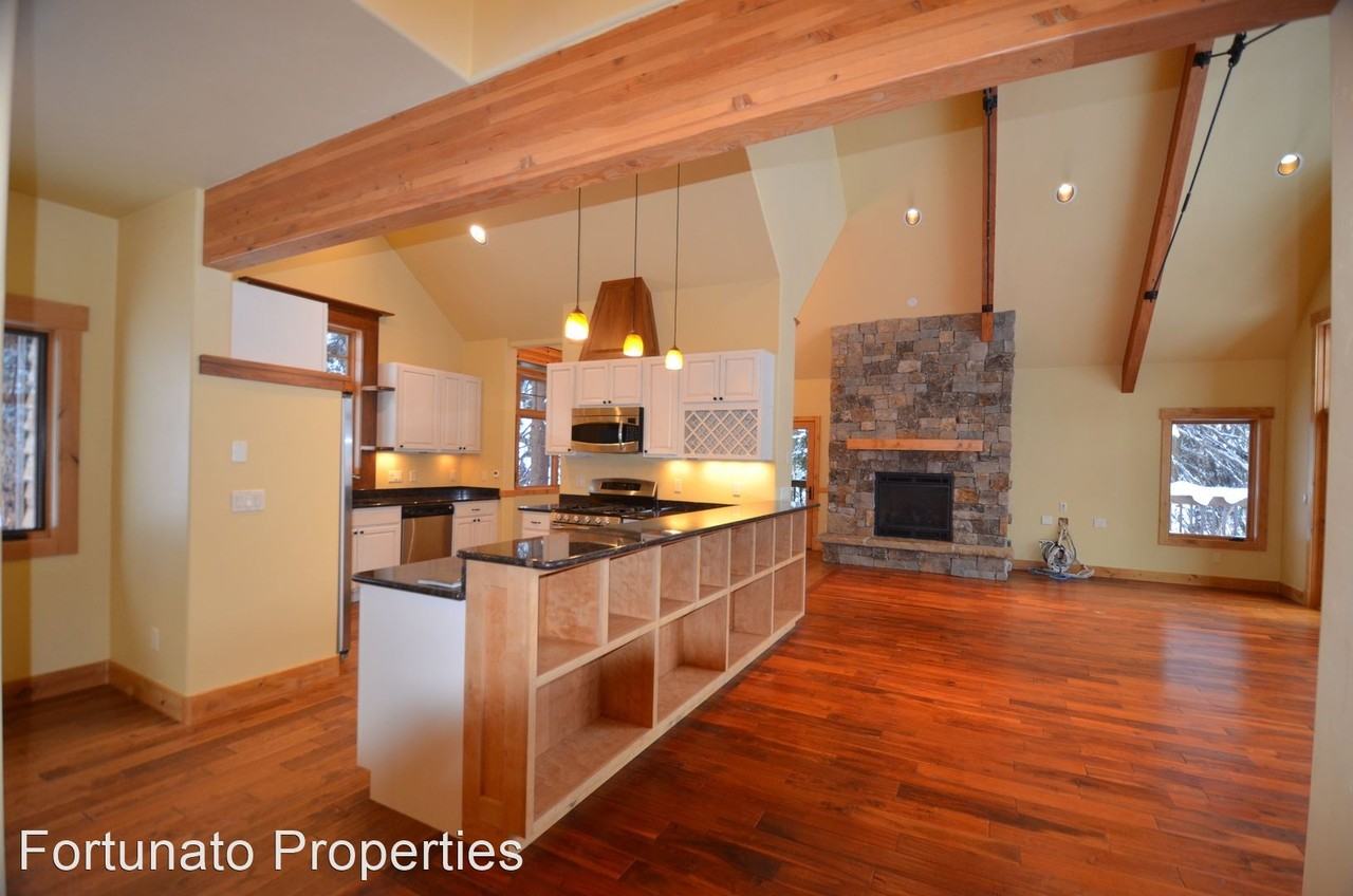 130 Spruce Creek Rd - Photo 3 of 24