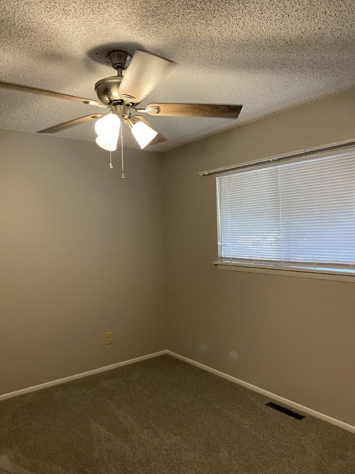 2007 N 7th St - Photo 3 of 15