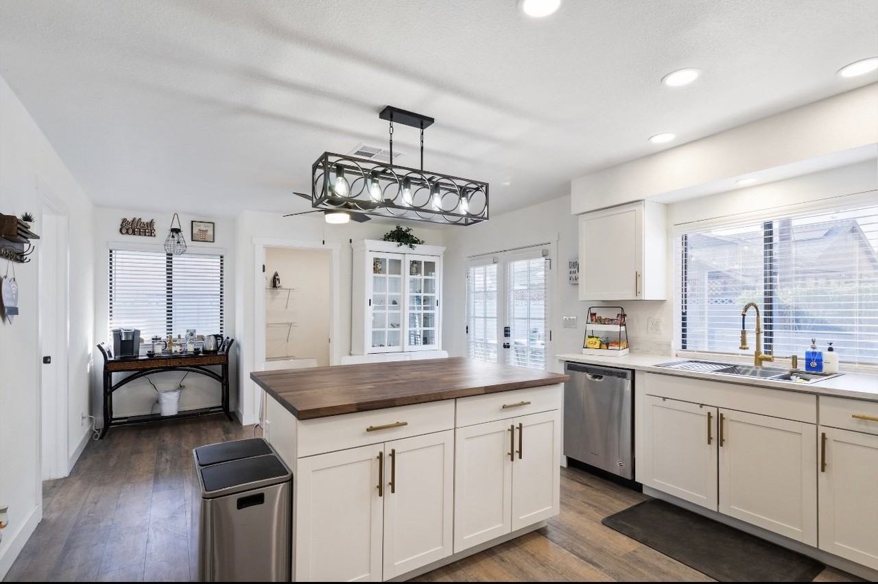 712 Glen Abbey Circle - Photo 7 of 25