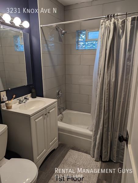 3231 Knox Ave N - Photo 3 of 13