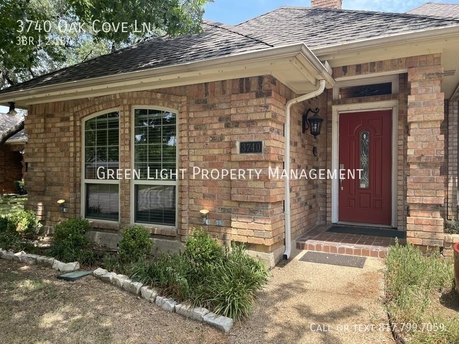 3740 Oak Cove Ln - Photo 3 of 33