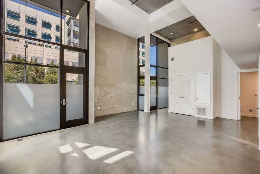 597 Mariposa St - Photo 3 of 22