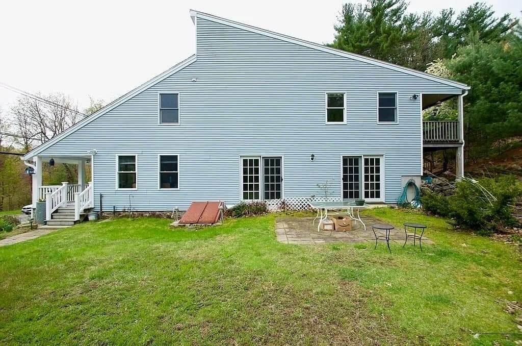 36 N Main St #B - Photo 2 of 12