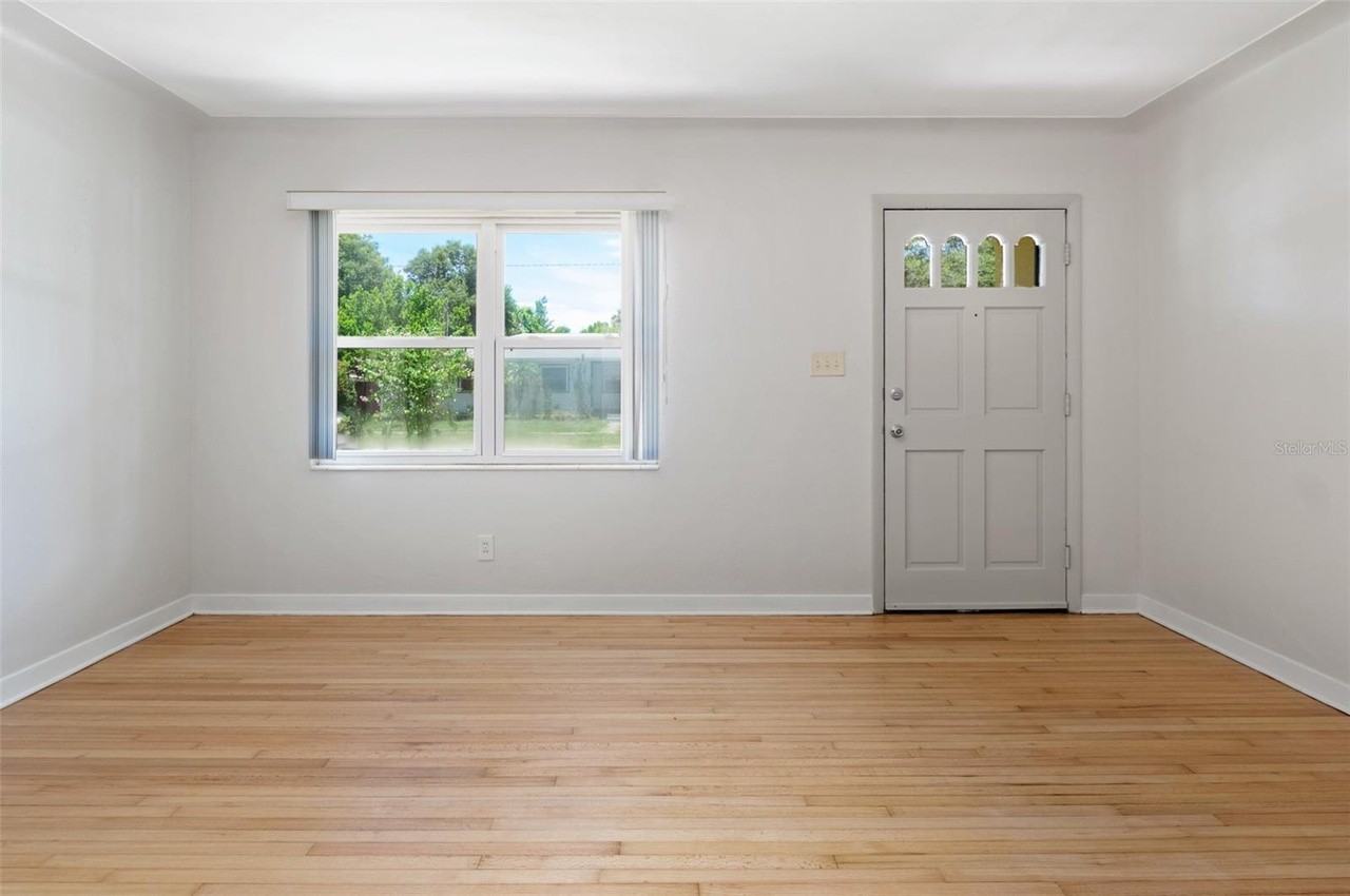 1700 47th Ave N #NA - Photo 3 of 27