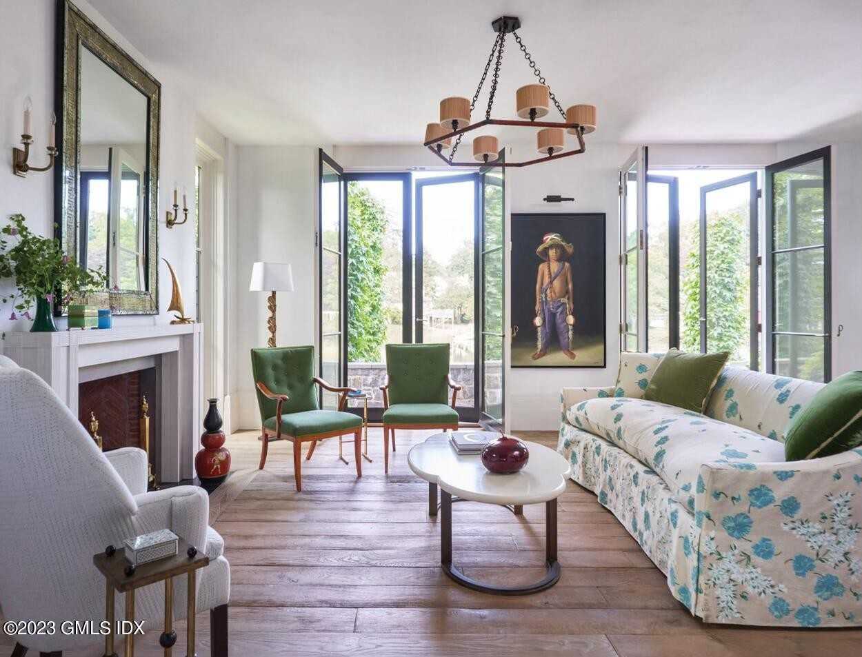 65 Edgewater Dr - Photo 2 of 14