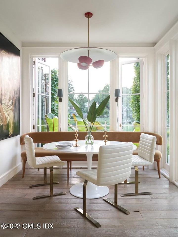 65 Edgewater Dr - Photo 3 of 14