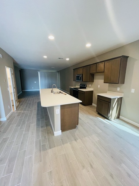 4416 W Gary Way - Photo 2 of 22