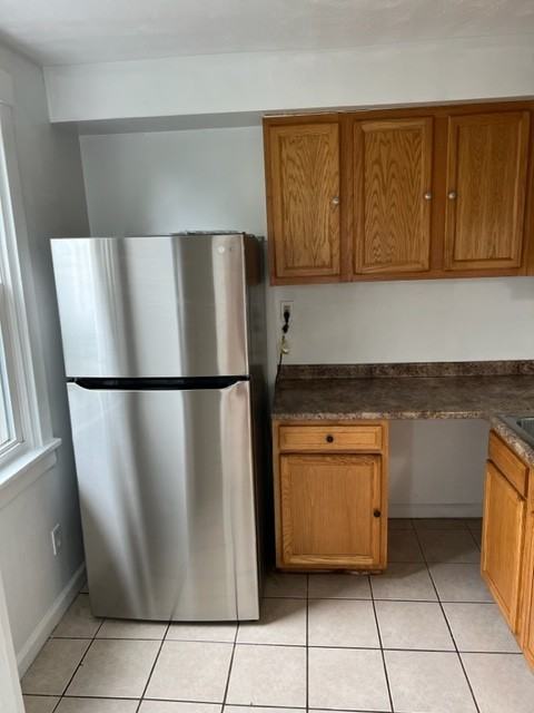 225 Suncrest St #2 - Photo 4 of 16