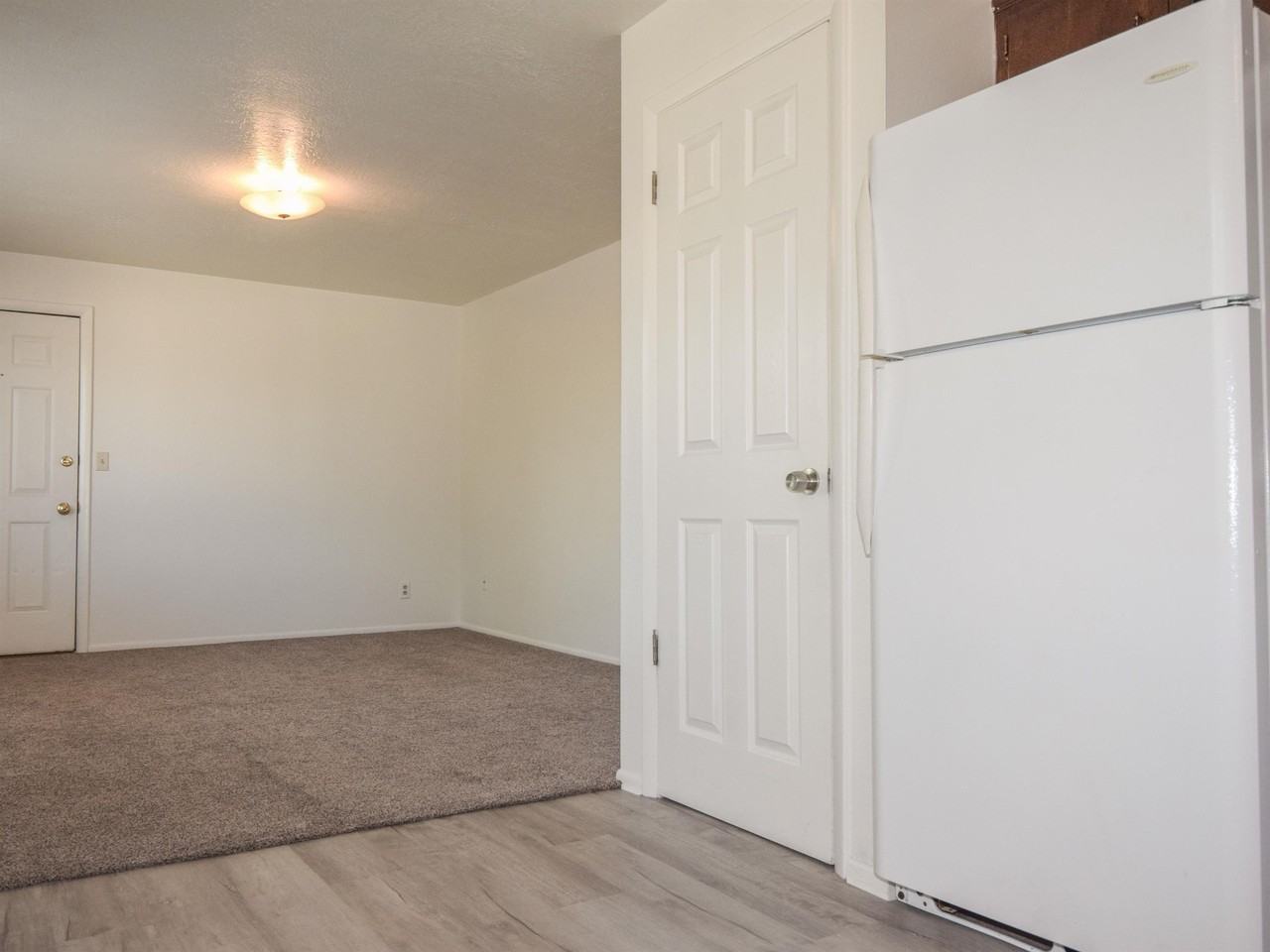 257 West 600 North #4 - Photo 5 of 17