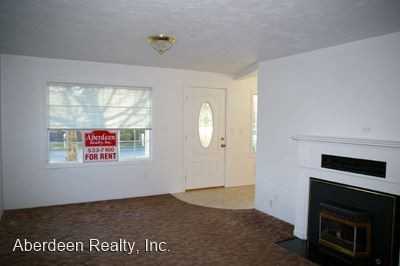 607 N St - Photo 3 of 9