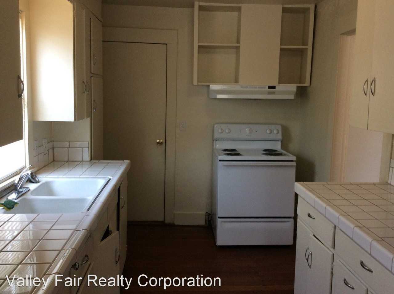 821/823 FORBES AVENUE - Photo 3 of 3