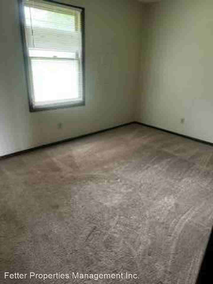 5120/5122 Virginia Drive - Photo 3 of 9