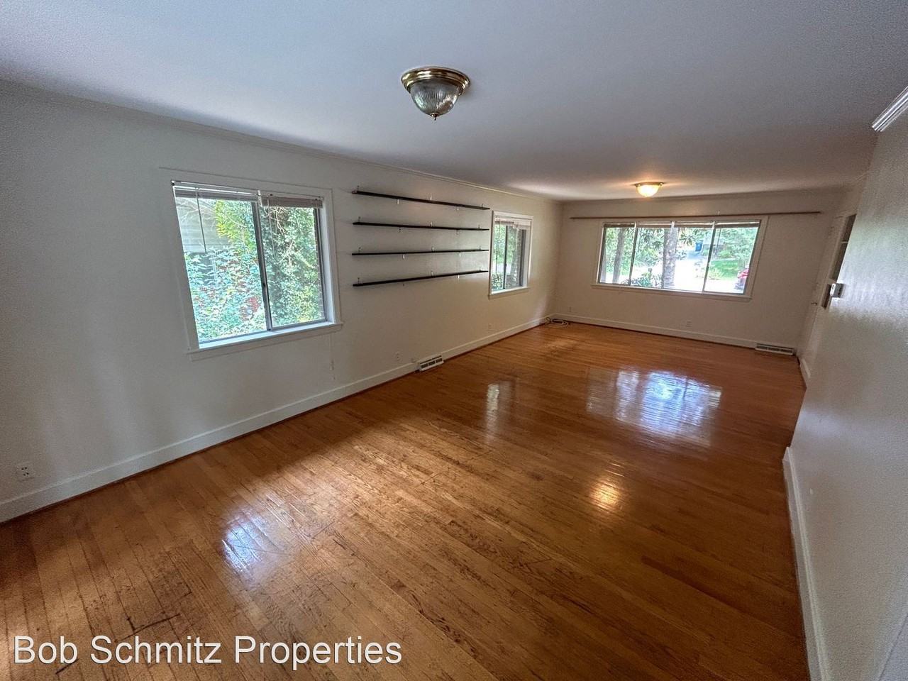 1012 Norwood Ave - Photo 3 of 49