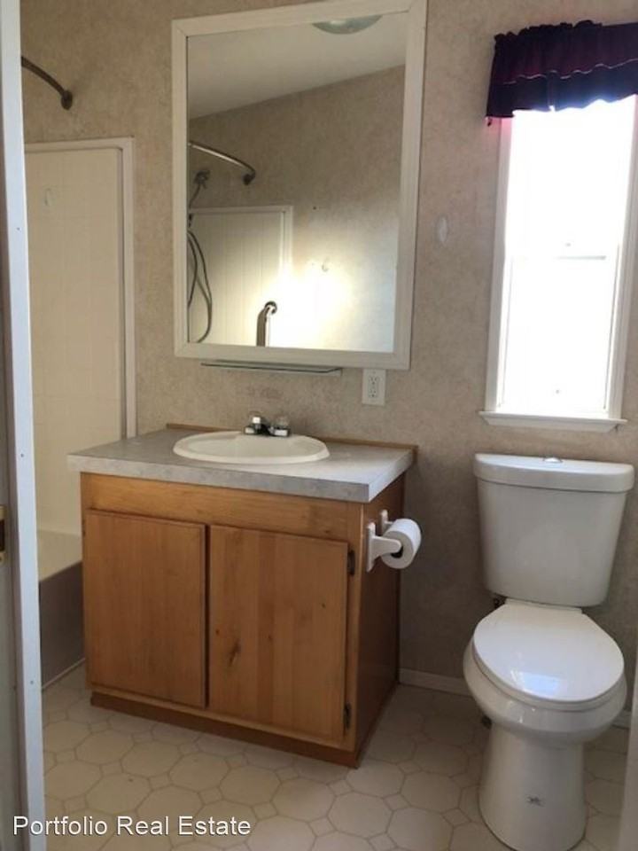 10300 Road H Ne - Photo 3 of 10