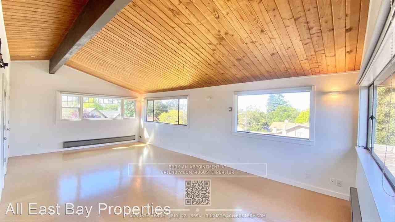 1923 Yolo Ave - Photo 2 of 8