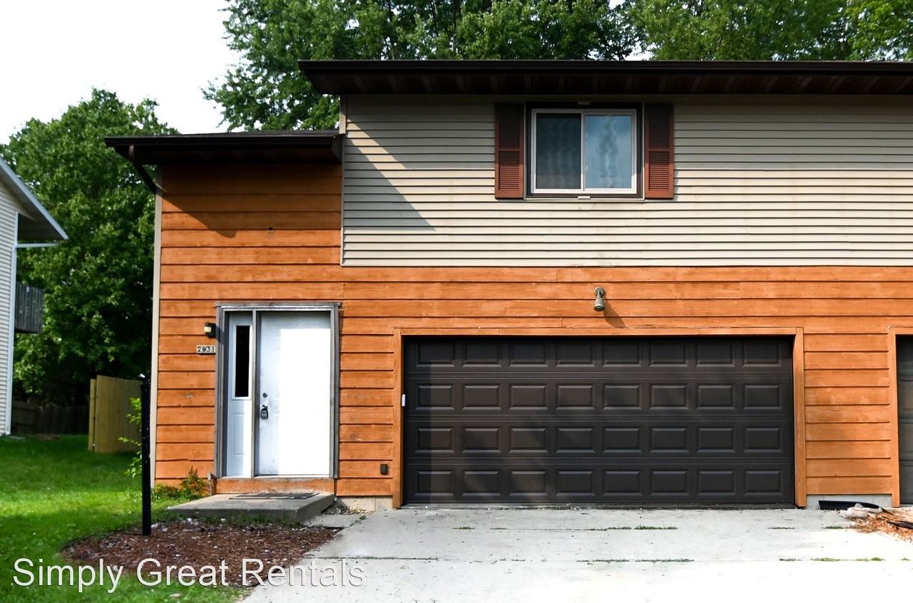 2931 King James Way - Photo 2 of 12