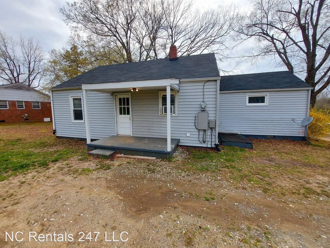 1512 Woodbriar Ave - Photo 3 of 16