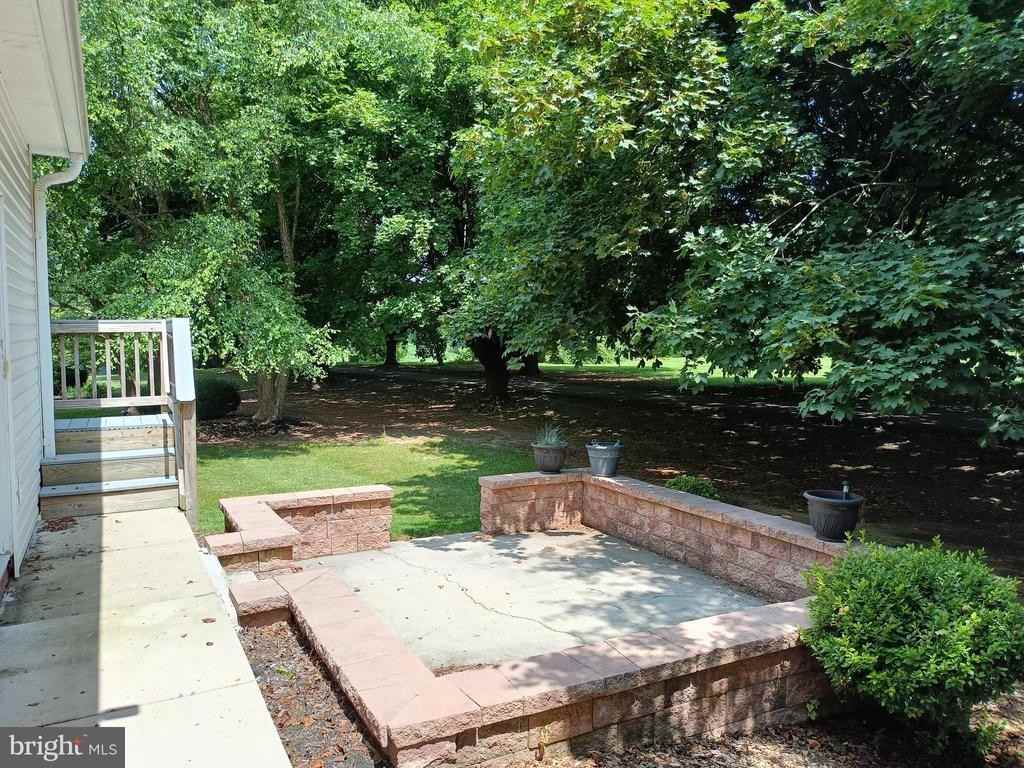 14022 Poplar Grove Rd - Photo 3 of 4