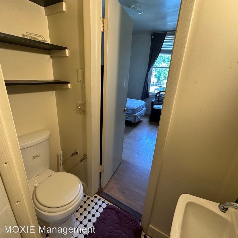 33 School St - Photo 3 of 8