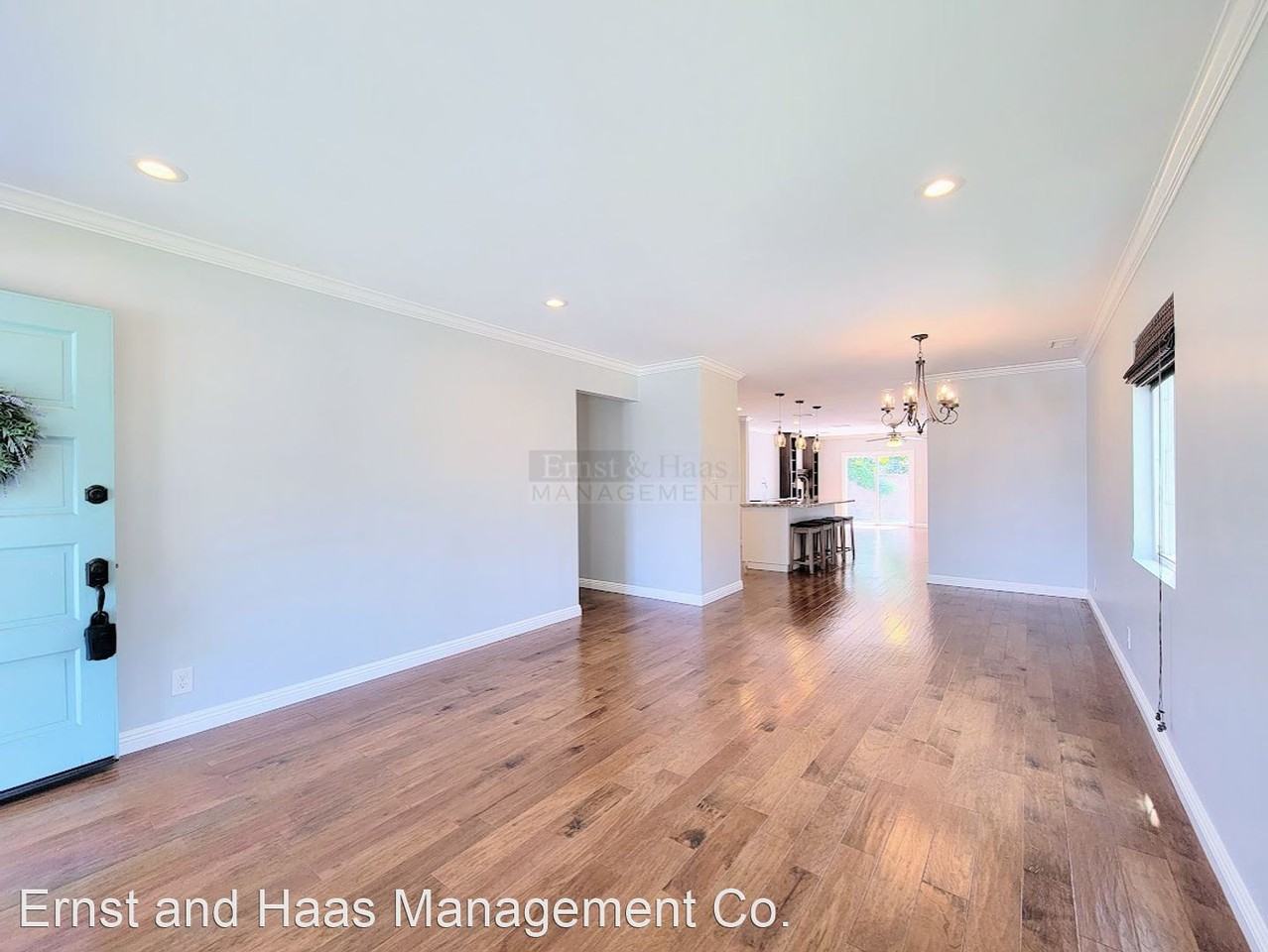 2276 Senasac Ave - Photo 2 of 31