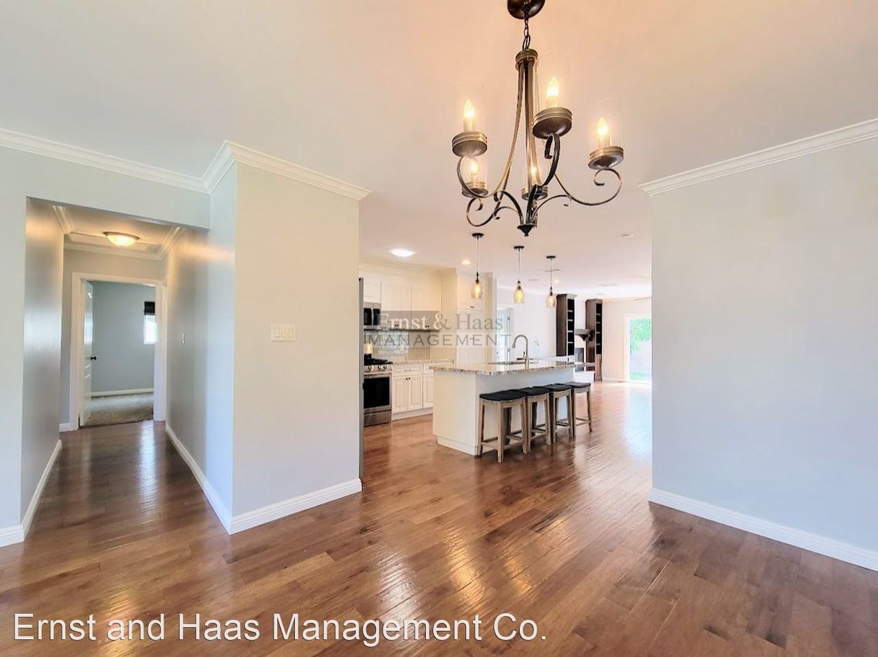 2276 Senasac Ave - Photo 3 of 31
