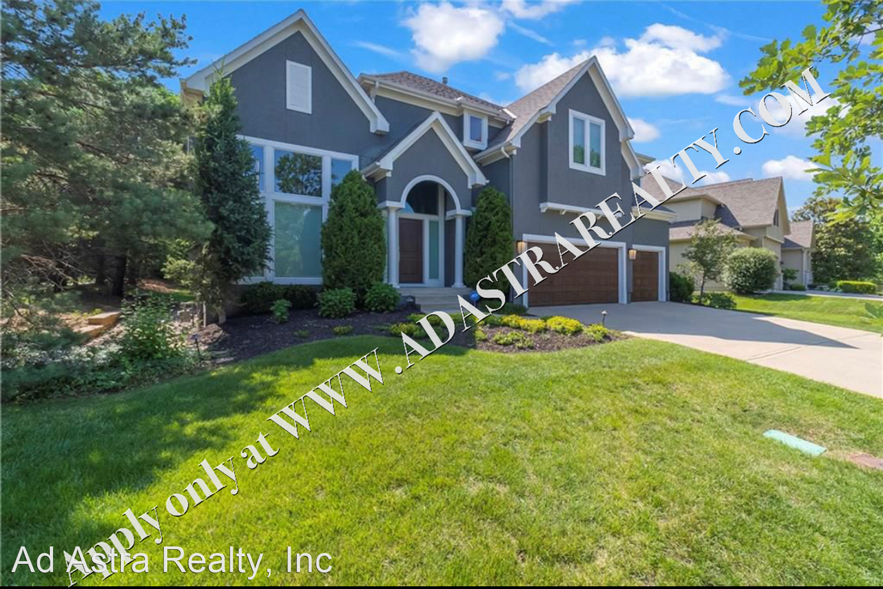 13290 High Dr - Photo 2 of 50