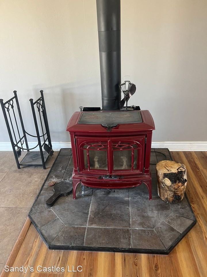 632 Willington Dr - Photo 3 of 36