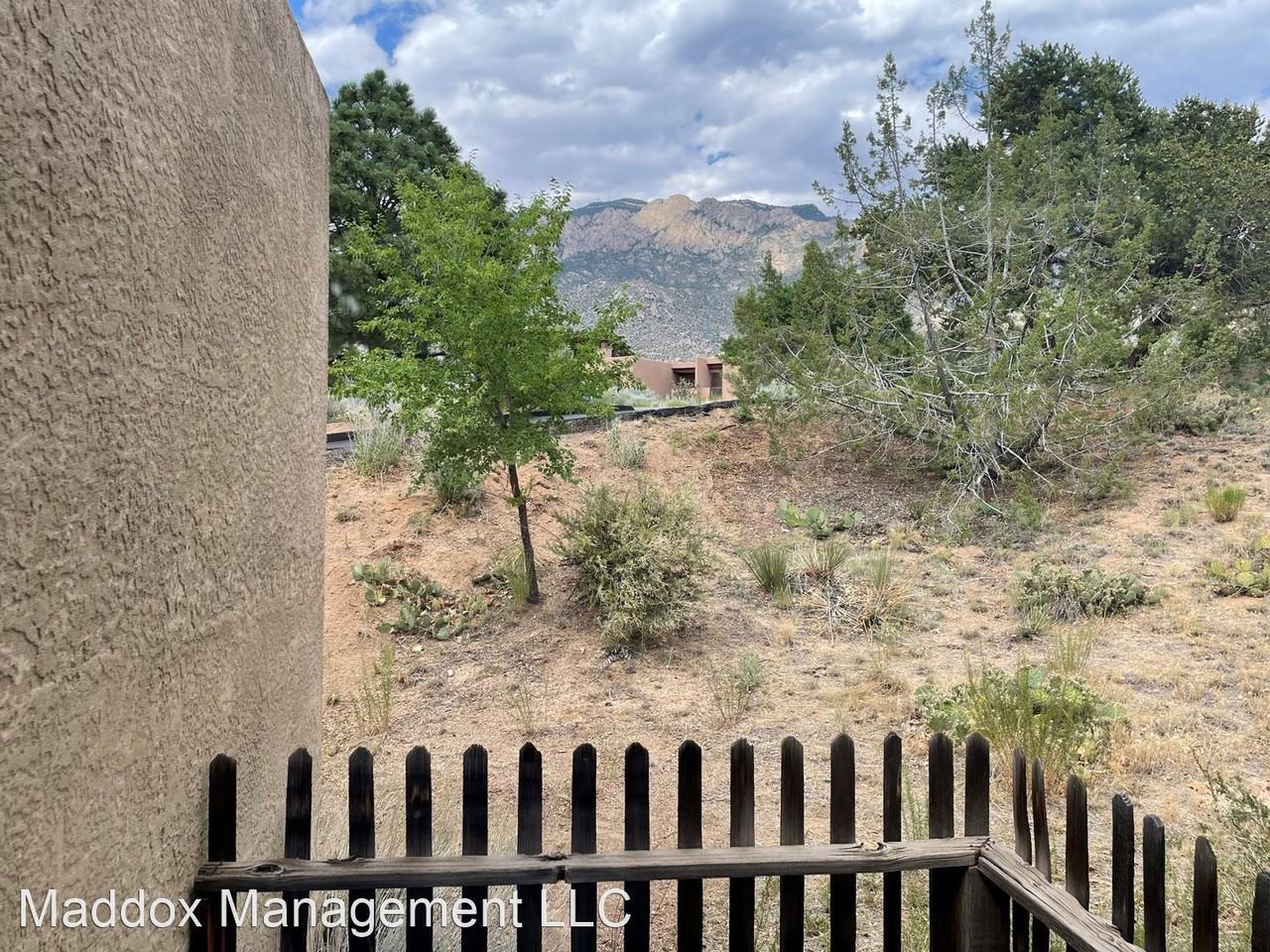 793 Tramway Ln Ne #A - Photo 3 of 5