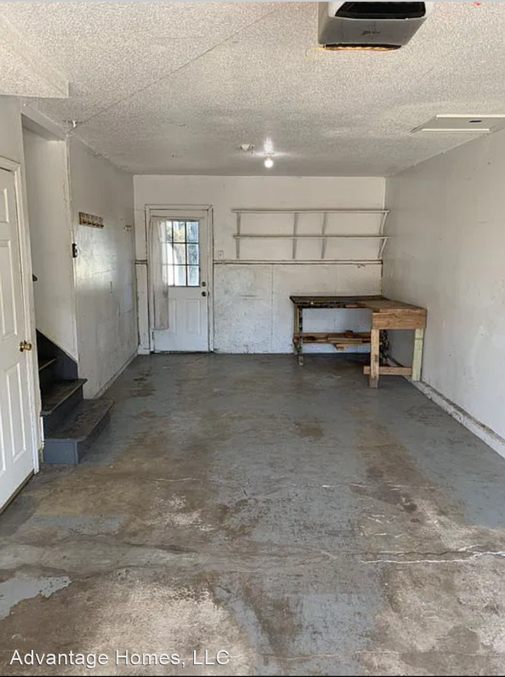 221-223 Clinton St - Photo 3 of 17