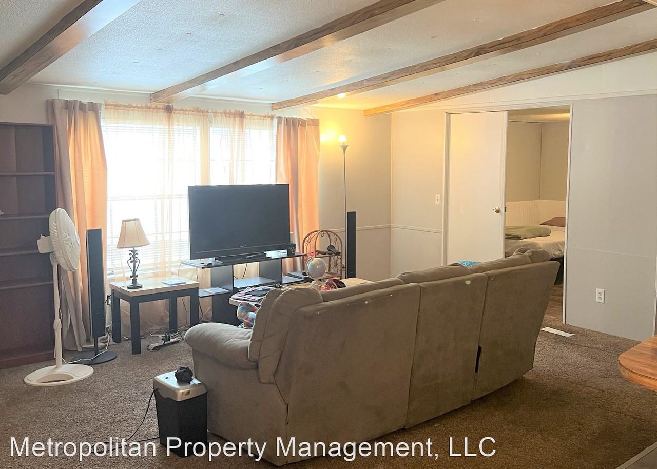 Cozy Southwest Jacksonville Rooming House Apartments 6444 Dor Mil Ct, Jacksonville, FL 32244