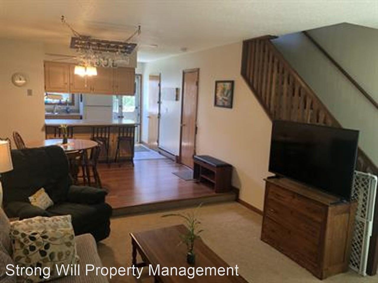 36 Densmore Dr - Photo 2 of 11