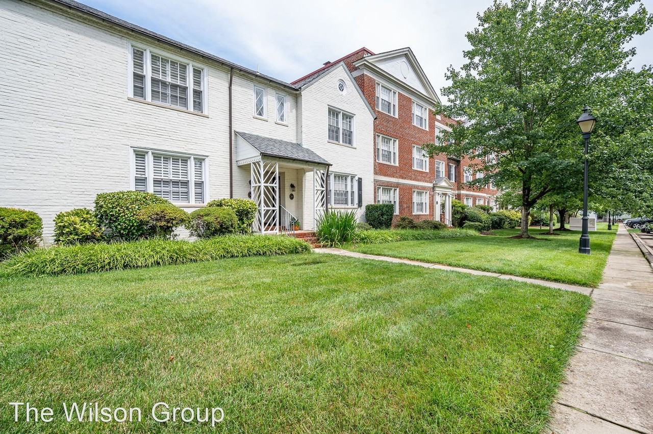 18 W Locke Ln - Photo 3 of 30