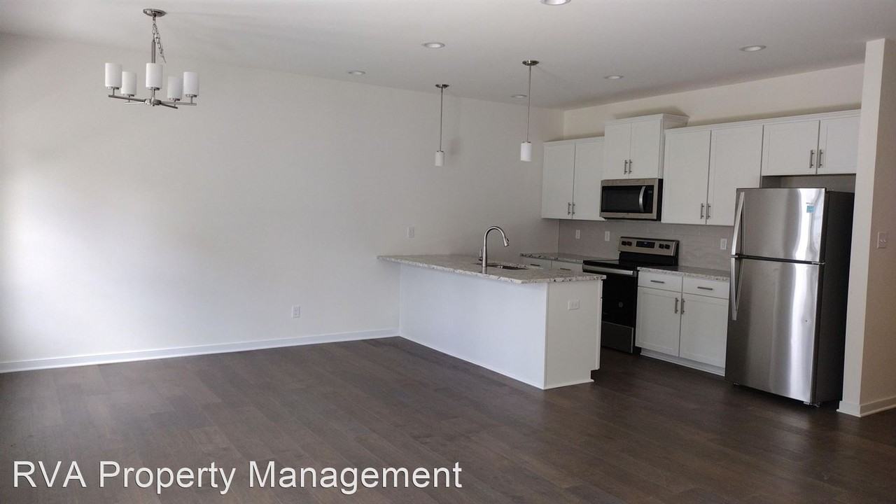 11252 Benton Pointe Way - Photo 3 of 20