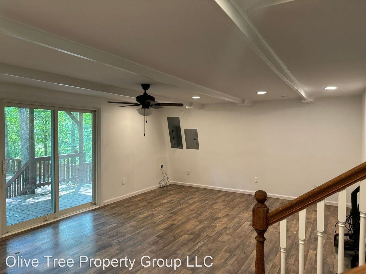 180 Persimmon Tree Ln - Photo 3 of 12