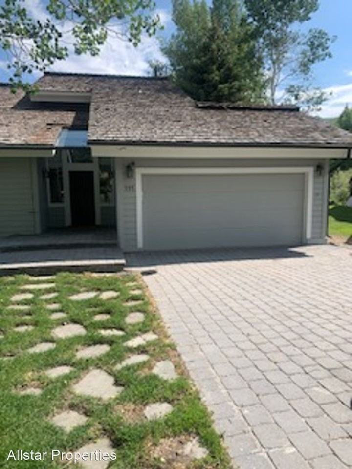 111 Mayleaf Rd - Photo 2 of 37