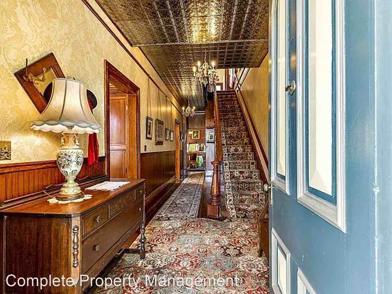 105 W Main St - Photo 3 of 38