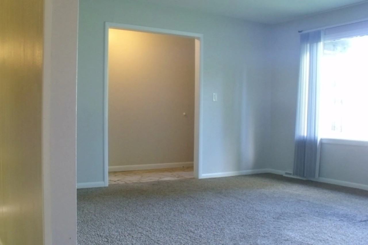 2958 E Eastmoor Dr - Photo 3 of 16