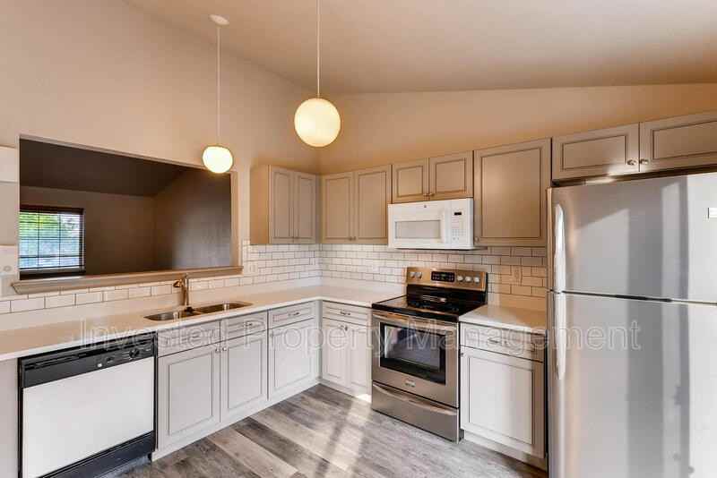 12853 Capital Creek St - Photo 6 of 11