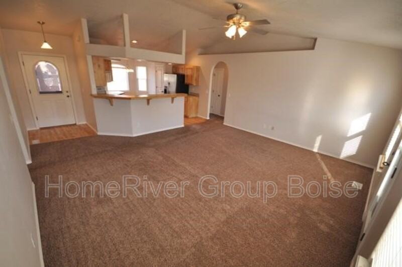 1309 W Crenshaw St - Photo 5 of 17