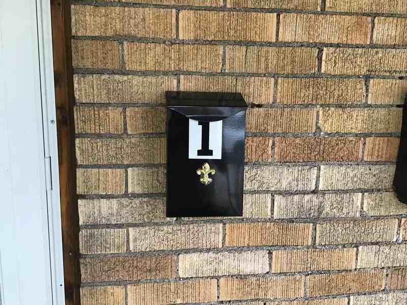 225 Suncrest St - Photo 2 of 16