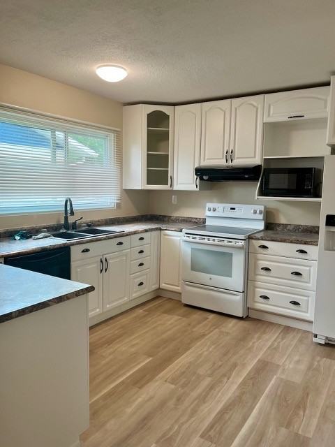 9004 94 Ave Uppr - Photo 2 of 17