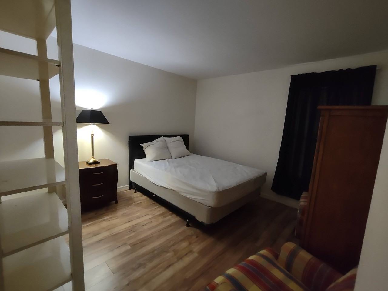 955 Se Mayo Dr - Photo 5 of 7